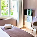 Lx51 Lisbon Center - Studios & Suites By Apt Iin Πανσιόν