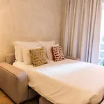 Lx51 Lisbon Center - Studios & Suites By Apt Iin 4* Lisboa