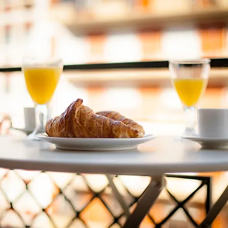 Гостевой дом Lx51 & By Iin - Center