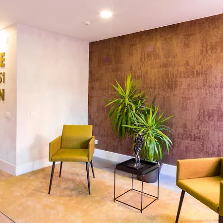 招待所 Lx51 & By Iin - Center 4*