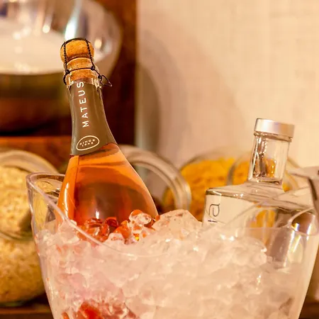 Lx51 & By Iin - Center 게스트하우스 4*