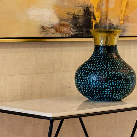 Lx51 & By Iin - Center