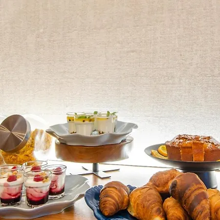 Lx51 & By Iin - Center 게스트하우스