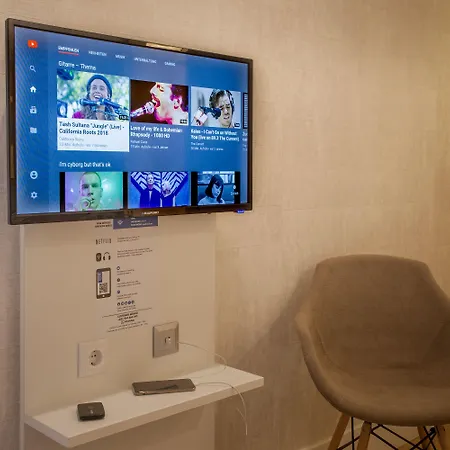 Lx51 & By Iin - Center Гостевой дом