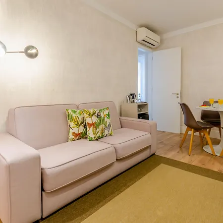 Lx51 & By Iin - Center 게스트하우스