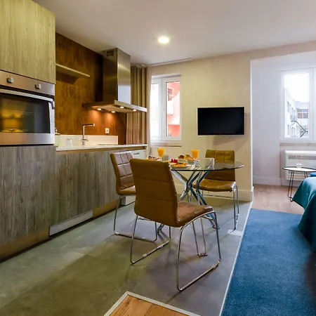 Lx51 & By Iin - Center Гостевой дом 4*