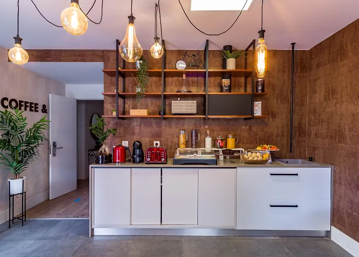 招待所 Lx51 Center By Iin Lisboa