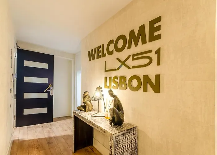 Lx51 Center By Iin 4*