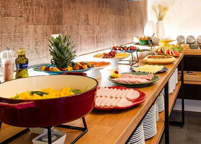 Lx51 Center By Iin Lisboa