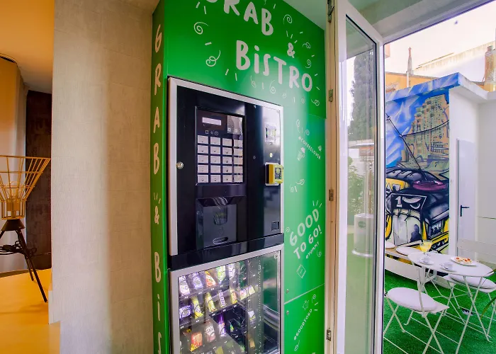 Lx51 Center By Iin 4*