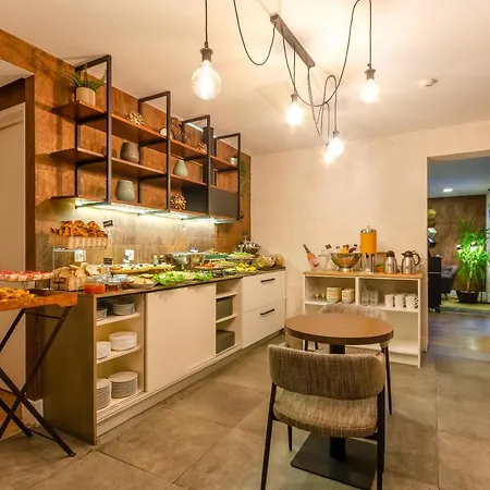 Lx51 & By Iin - Center Guest house Lisbon