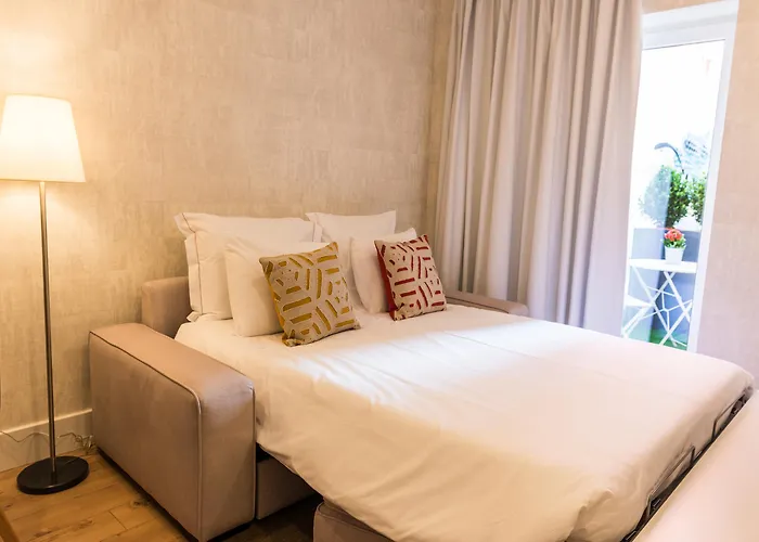 Lx51 & By Iin - Center 4* Lisbon